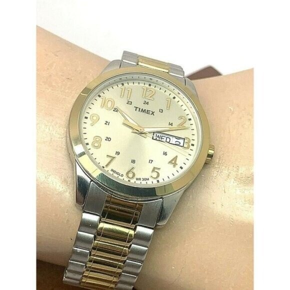 Timex Men's Watch T2M935 Quartz 36mm White Dial Indiglo Two Tone Stretched Band - Picture 6 of 14